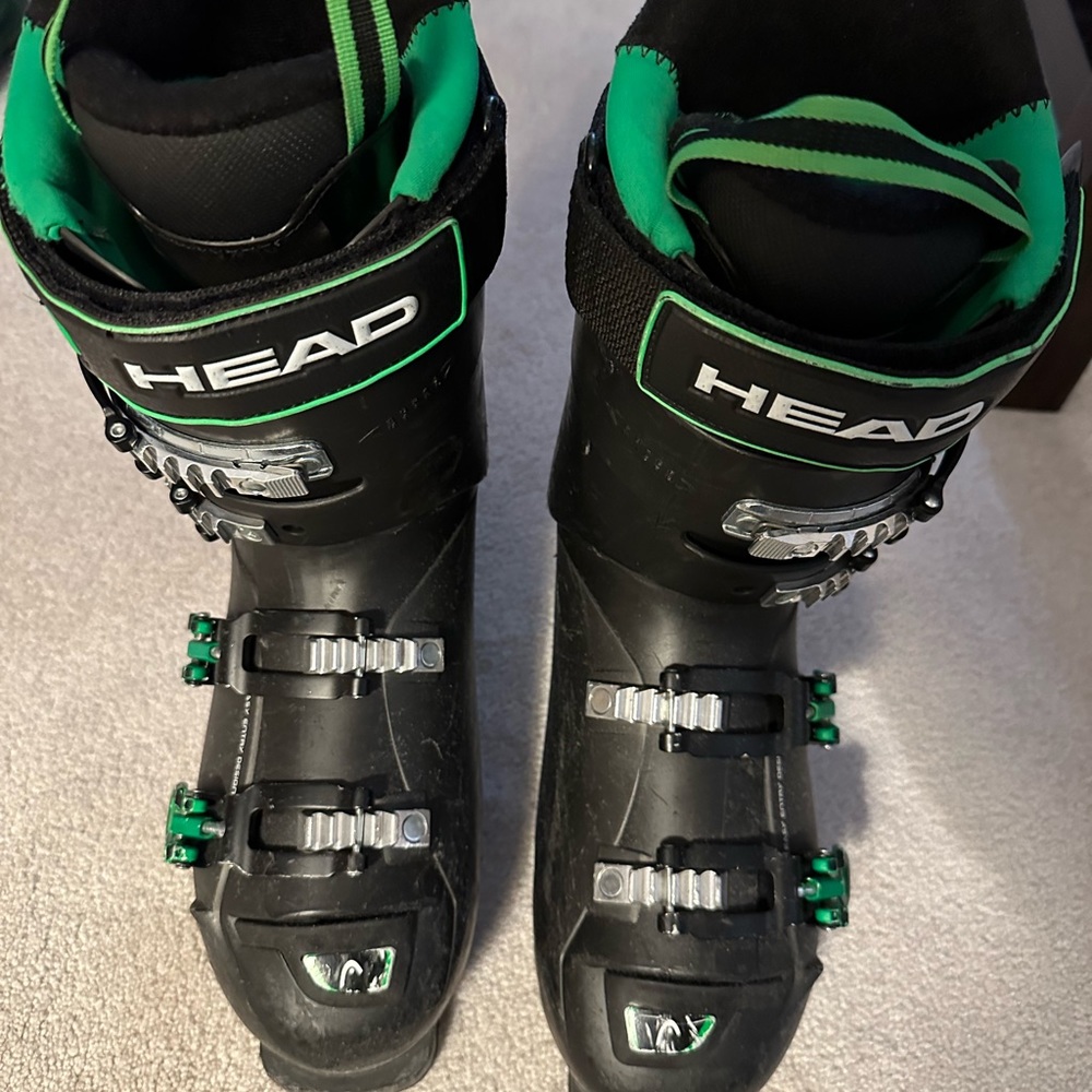 Head Next Edge 85 Mens Ski Boots 2016 in Black/Green, Size 280/285(10-10.5)